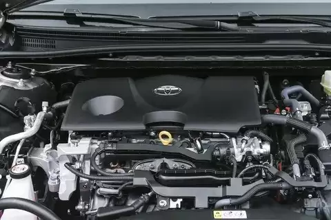 广汽丰田推凯美瑞双擎HSE光辉版,售19.48万元