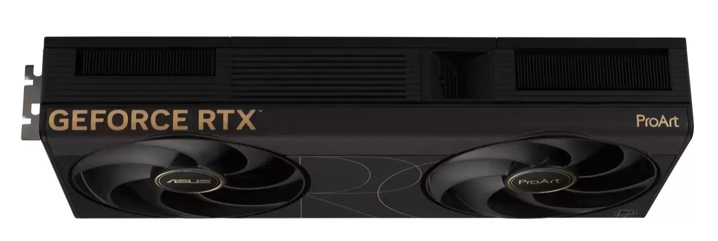 华硕 ProArt RTX 5090 显卡亮相：2.5 槽厚，兼容 SFF 机箱