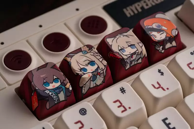 键入复古年味：八位堂 x 鹰角网络 新春联名周边套装正式发布