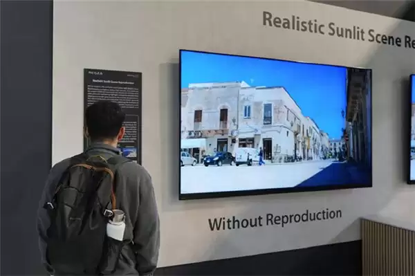 东芝电视闪耀CES 2026，RGB技术带你穿越屏幕见真章