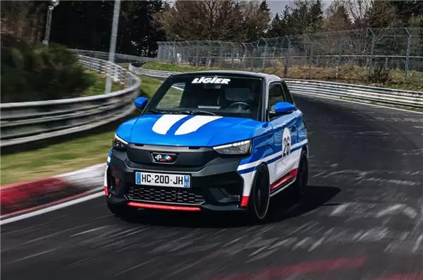 纽北最慢圈速诞生:Ligier JS50破纪录诠释慢极限