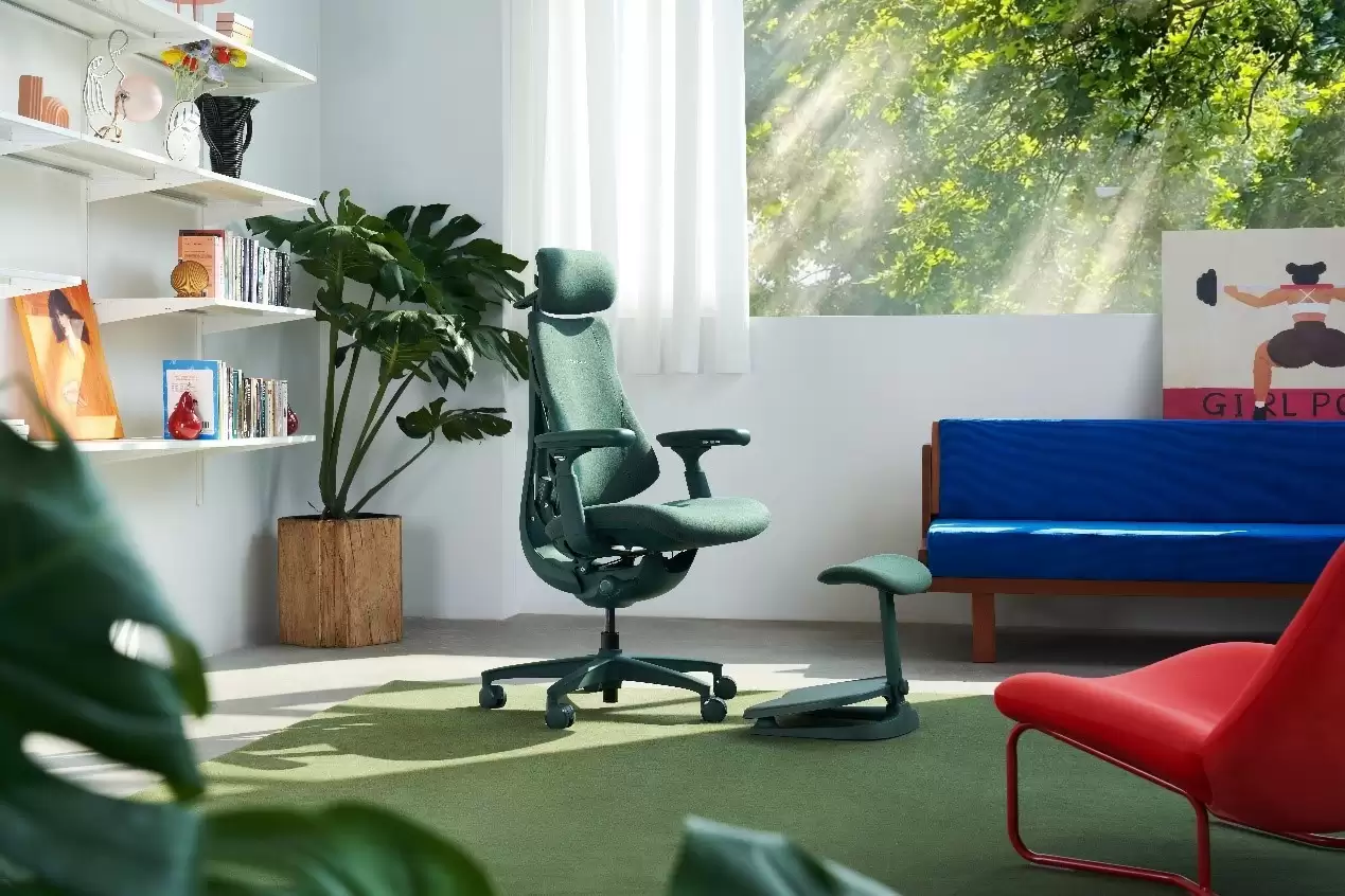 清闲智能CES首发动态工学椅 搭载自研实时随动系统