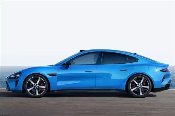 雷军直播发布全新小米SU7:续航里程900公里,起售价22.99万