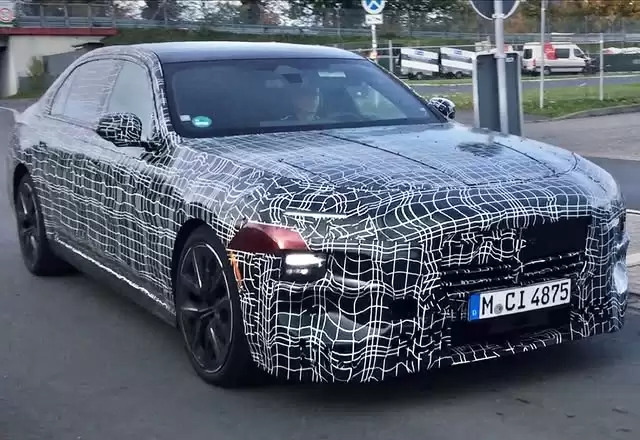 2027 款宝马 7 系中期改款轿车路测图曝光