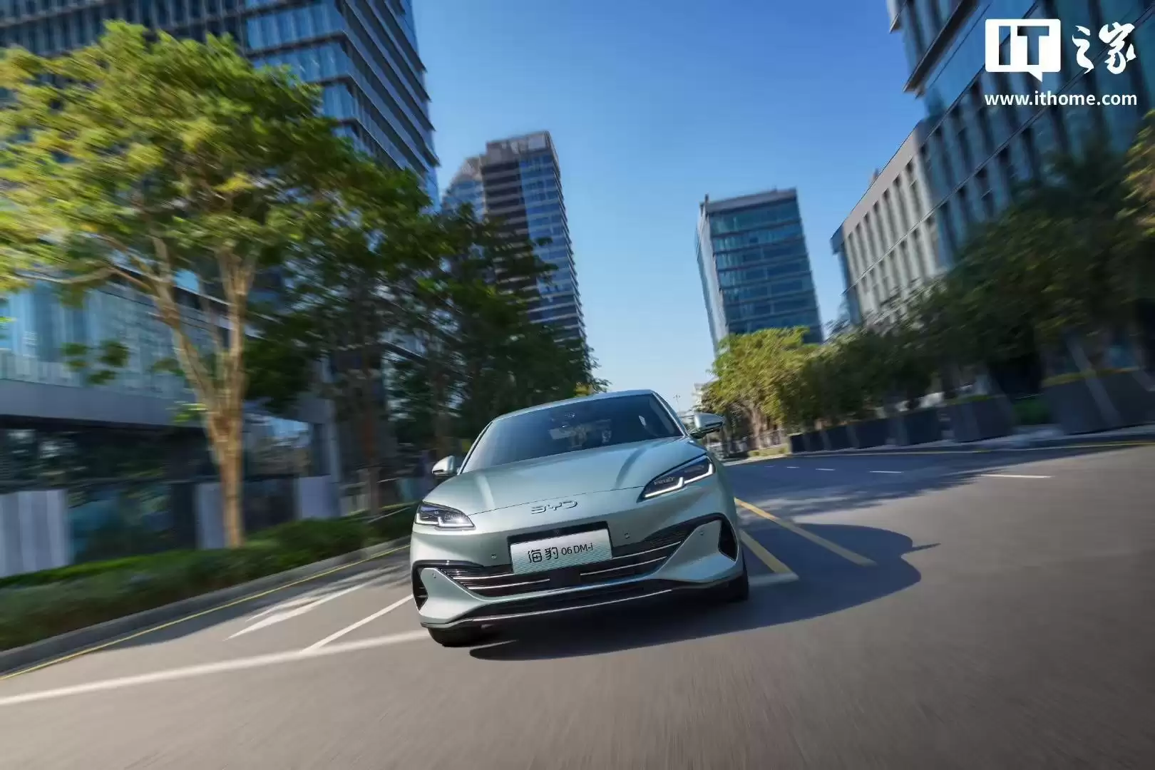 比亚迪2026款海豹05 DM-i&海豹06 DM-i超享版加推210km版本，8.98万元起