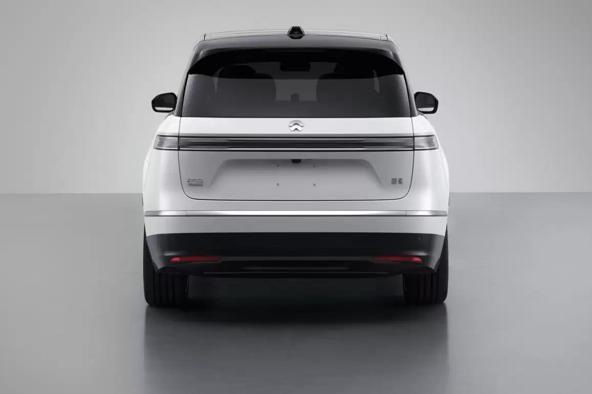 蔚来ES9旗舰SUV完成申报:车长超5.3米