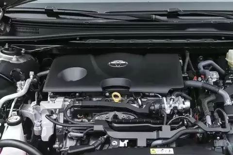 广汽丰田推凯美瑞双擎HSE光辉版,售19.48万元