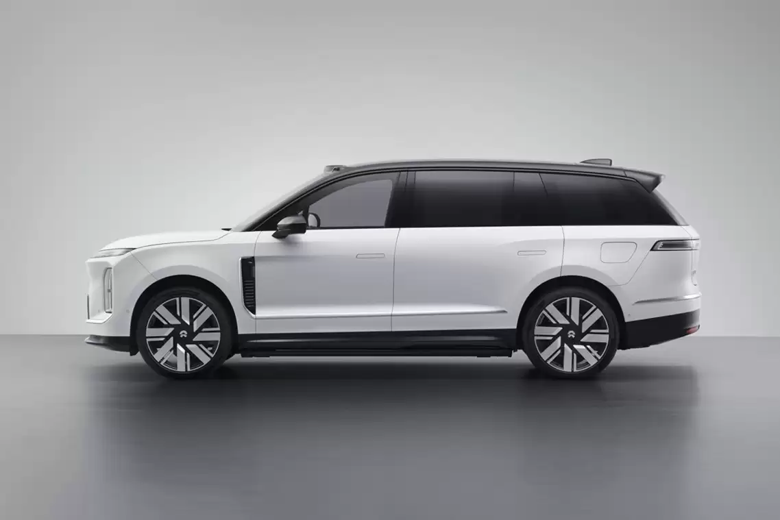 蔚来ES9旗舰SUV完成申报:车长超5.3米