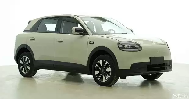 奇瑞QQ3纯电小车亮相:58kW电机+磷酸铁锂电池,预计年内上市