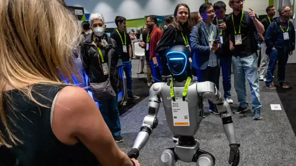 2025年人形机器人出货量公布:中国公司远超特斯拉等美企