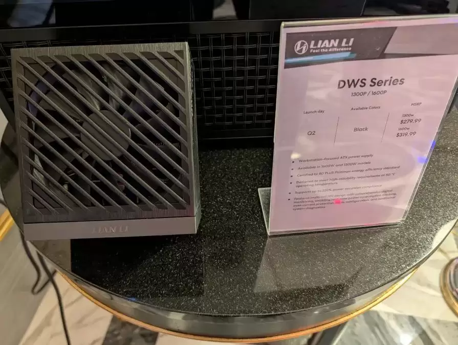 联力携机箱新品包豪斯 O11 Vision-M 出展 CES 2026