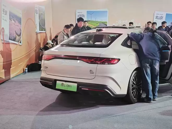 限时7.98万元起！2026款秦L DM-i秦PLUS DM-i长续航上市