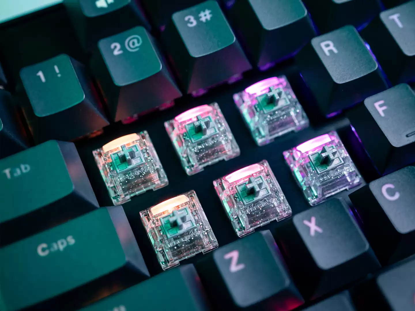 樱桃推出 XTRFY MX 8.2 Pro TMR 磁轴键盘：可更换机械轴体