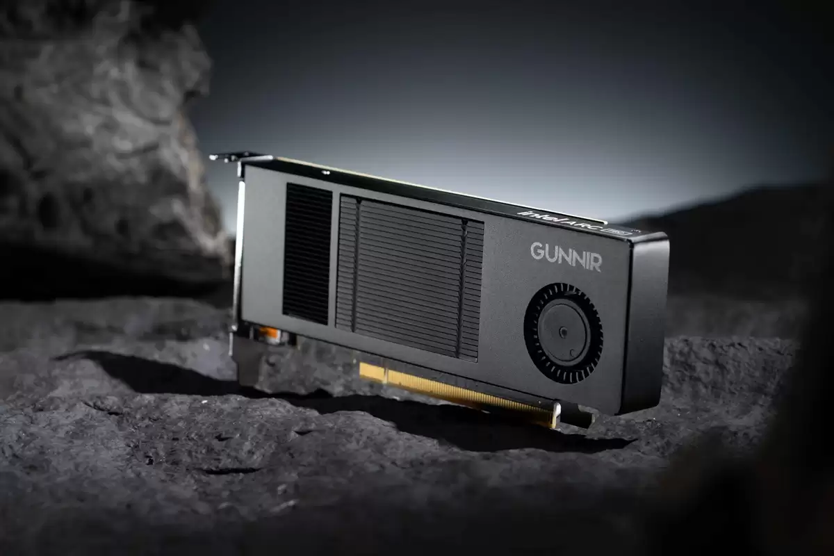 蓝戟推出 Arc Pro B50 LP 单槽半高卡：比公版更薄，配 16GB 显存 + 无外接供电