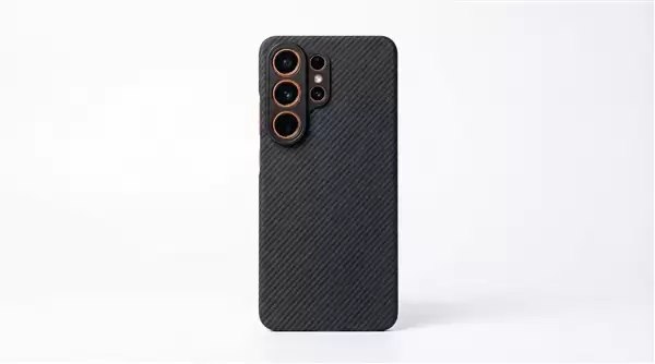 三星Galaxy S26 Ultra来了：最薄骁龙8E5 Ultra旗舰