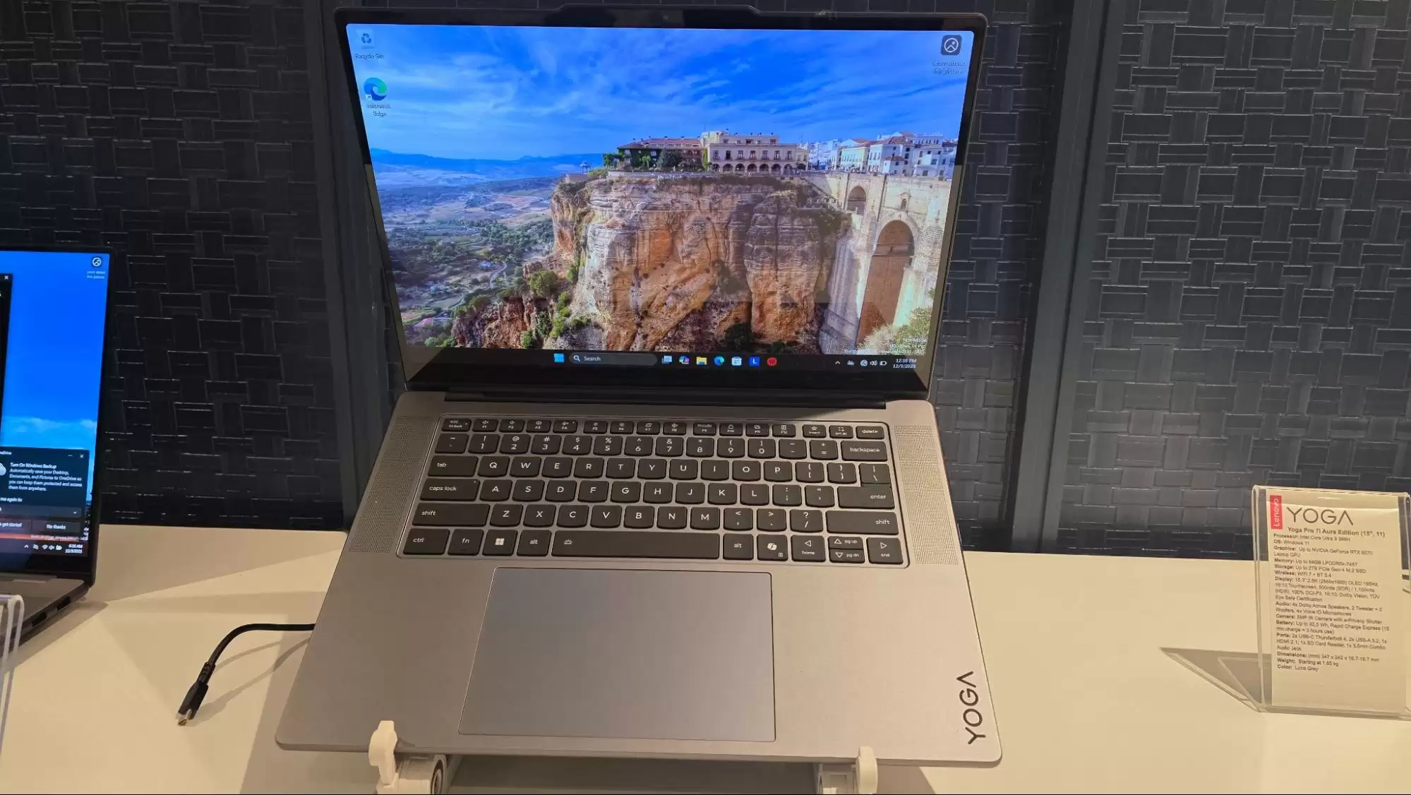 联想 CES 2026 升级 ThinkPad 和 Yoga 系列笔记本，配英特尔 Panther Lake 系列处理器