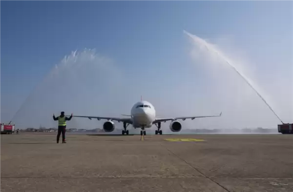 京东航空正式迈入宽体货机时代！首架空客A330入列：最大业载61吨