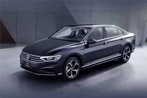 网传12.99万就能买迈腾380 4S店销售:这个价根本不可能