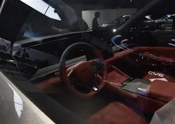 车长超5米!比亚迪王朝全新D级9系官宣 上半年首发