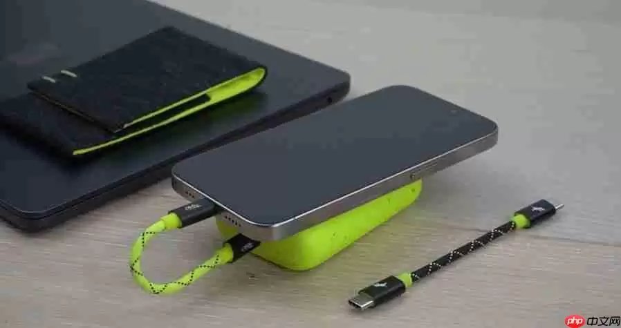 可以“掰开来”的移动电源来了!可拆成2块各5000mAh 卖多少你愿意买单?