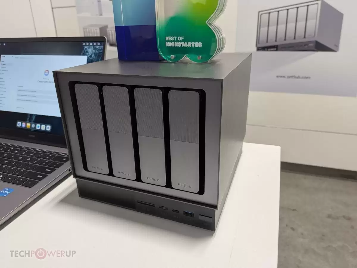 Zettlab D4/D6 AI NAS 主机亮相：搭载瑞芯微 RK3588 芯片、16GB 内存