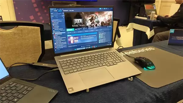 入门独显可以扔了！Intel锐炫B390集显实测：《赛博朋克2077》超80FPS