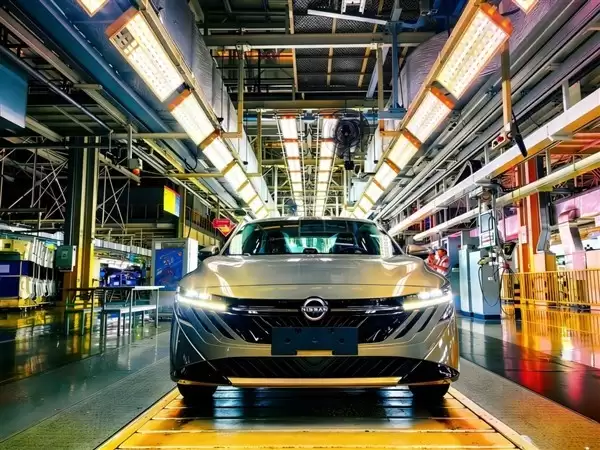 新一代轩逸下线:设计革新,科技升级,2026年一季度上市