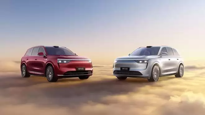 下定即享价值43000元权益 问界M8购车权益推新