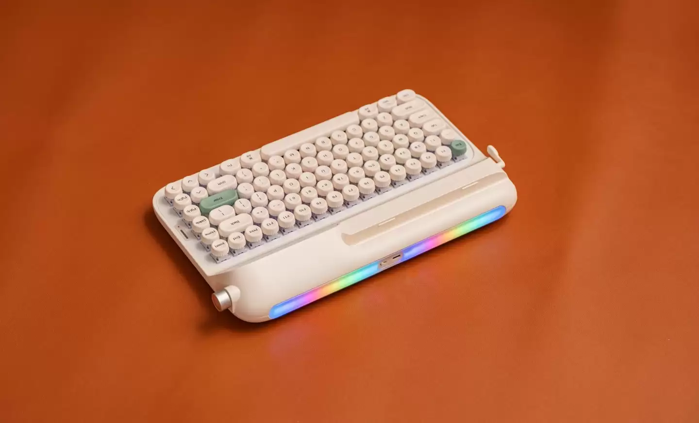 EPOMAKER 预览 RT98 键盘：小键盘模块支持右置或左置