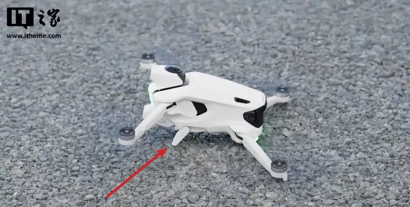 消息称大疆 Avata 360 全景无人机云台摄像头可旋转收纳，无需影骤 A1 同款电动起落架