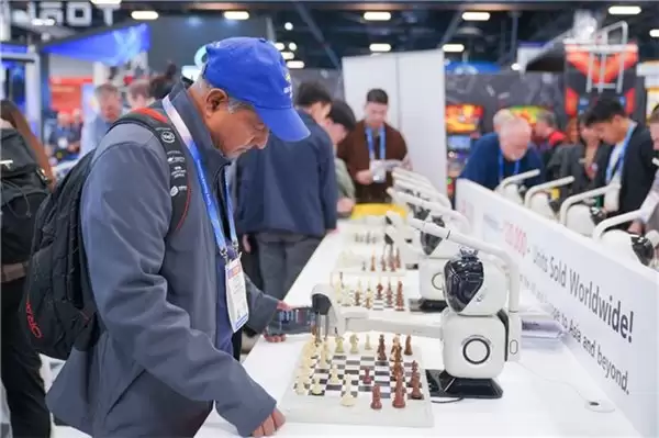 多款产品齐亮相!元萝卜 2026 CES 书写中国智造全球化新篇章