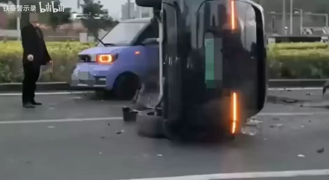 阿维塔雍军回应南宁撞车事故：排除车辆问题导致