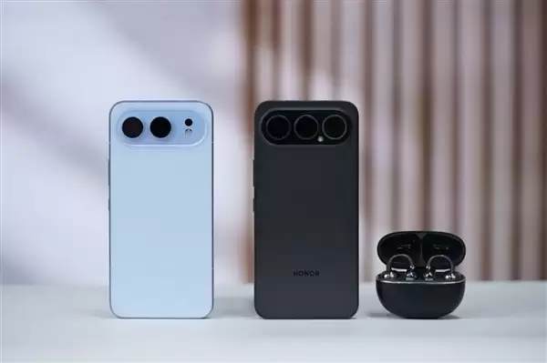 荣耀×泡泡玛特联名款手机将发布