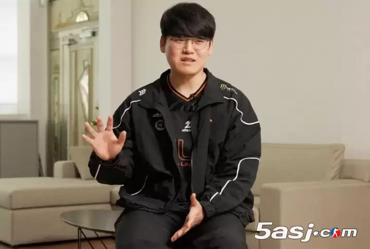 Gumayusi爆泪坦承!三连冠加FMVP后毅然离队:我要突破舒适区,打出自己的传奇! Gumayusi爆泪坦承!三连冠加FMVP后毅然离队:我要突破舒适区,打出自己的传奇!