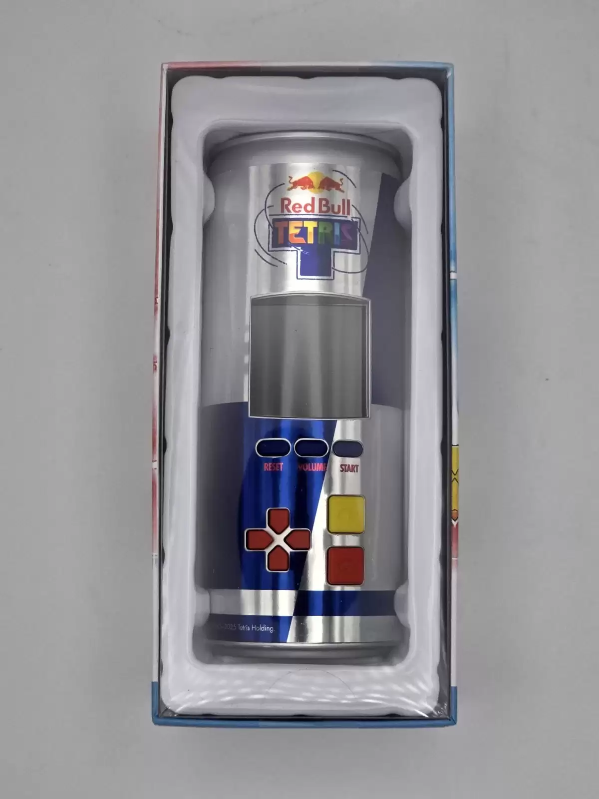 限量1万台：红牛《俄罗斯方块》掌机被炒至原价2~3倍