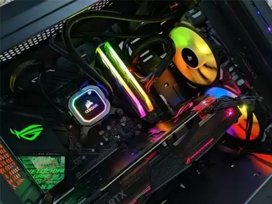 AI需求推高芯片价格,内存硬盘大幅涨价