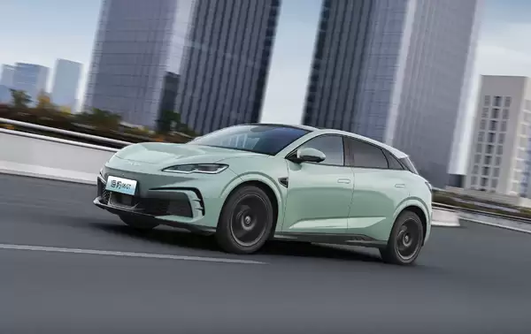 2025年中国汽车厂商批发销量排名公布 八家破百万辆