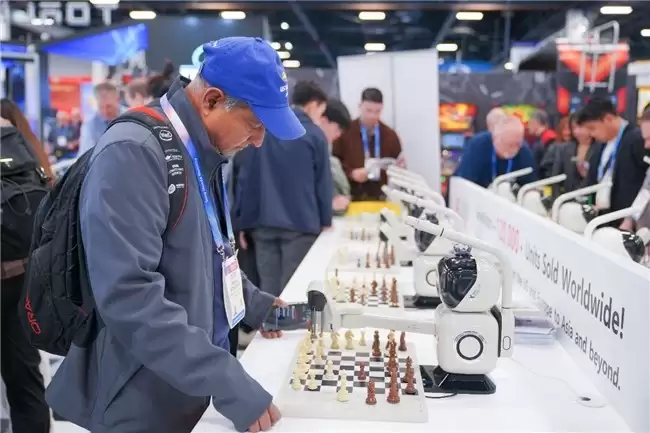 2026 CES 亮点直击：元萝卜系列产品引领中国品牌全球热潮