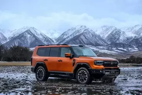 越野探险：从单一线路到多元路径的深度体验