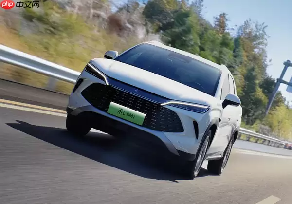 2025年中国汽车出口有望超越800万辆 新能源超300万