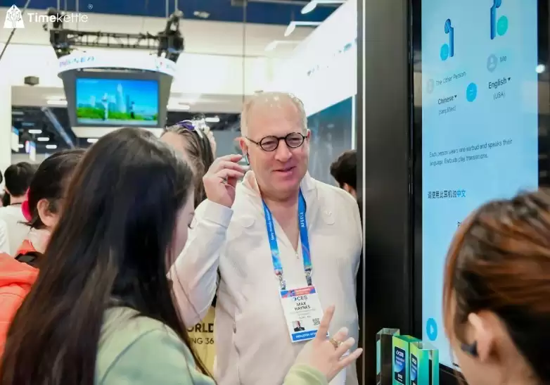 从“工具”到“伙伴”，时空壶W4以双核心技术革新CES跨语言沟通体验