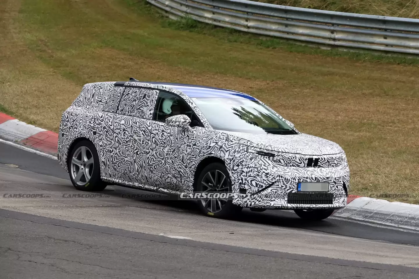 斯柯达也要造纯电大七座 SUV,全新“平民旗舰”车型 Peaq 官宣夏季上市