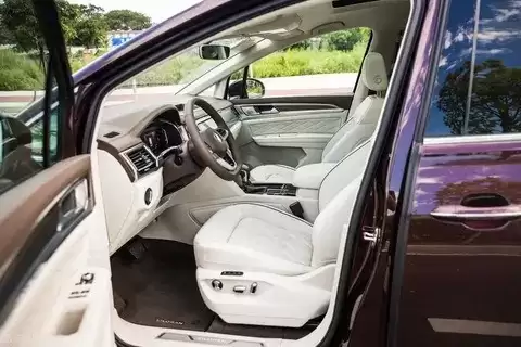 行车吸烟排烟难？科学开窗技巧来了