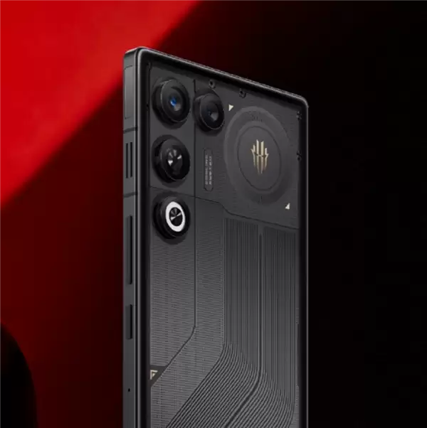 真无孔+1.25mm极窄边框！红魔 11 Air官宣搭载悟空屏：95.1%屏占比