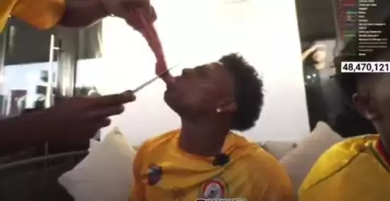 以为是个屁 甲亢哥非洲直播拉裤兜了