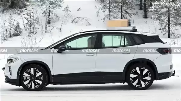 新款大众ID.4谍照曝光：全新外观设计+内饰大升级