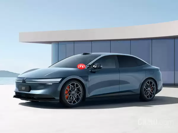 2025年纯电车型续航榜单揭晓：极氪007领跑轿车！