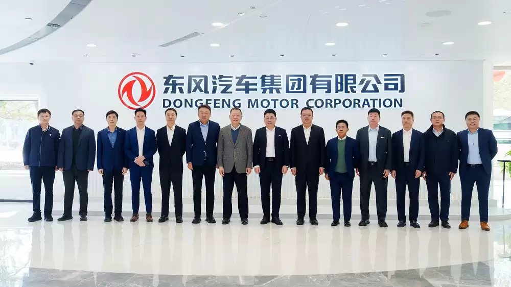 华为终端到访东风汽车,深度交流鸿蒙生态与汽车产业融合未来