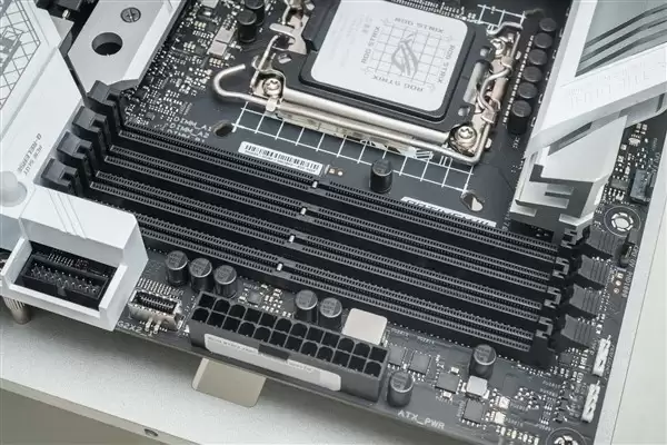 DDR3内存回温：成本压力下的装机逆向选择