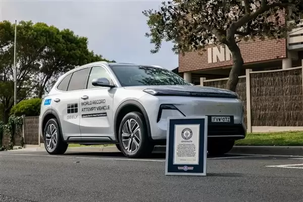 吉利银河星舰7 EM-i创纪录：实测百公里油耗3.83升，揽获吉尼斯世界纪录